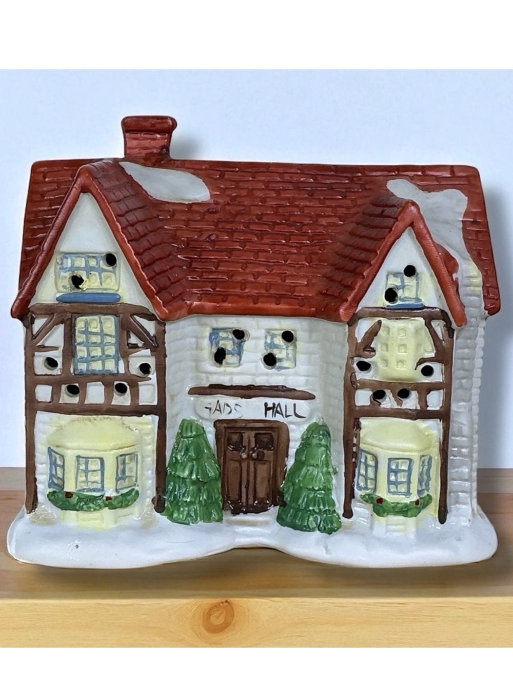 Vintage Village House Gads Hall Porcelain Christmas Dickens of London National